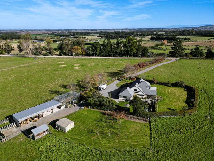 132 Round Hill Road Loburn_20