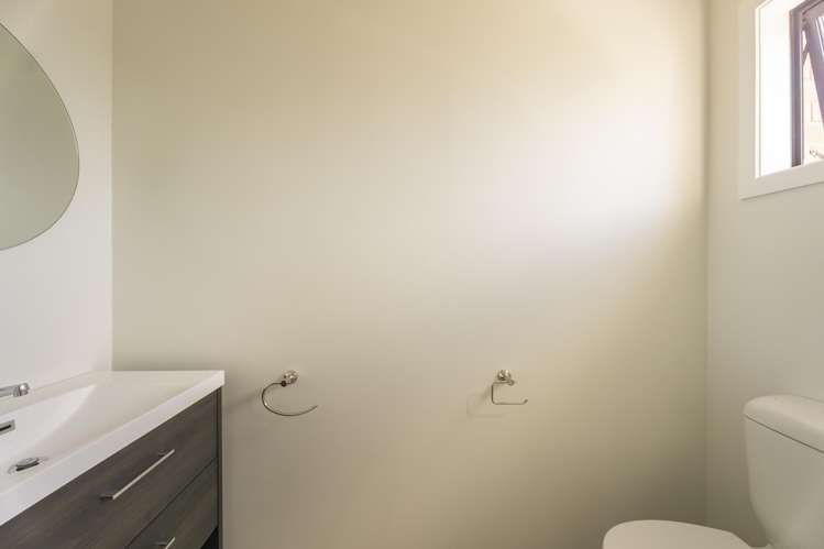 7/5 Dyer Street Whitiora_13