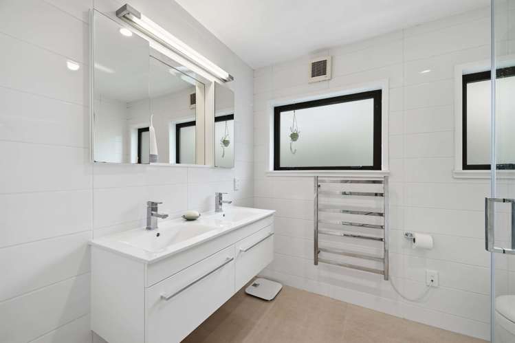 2/14 Mozeley Avenue Devonport_7