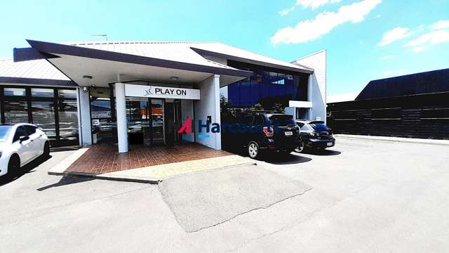 Wairau Valley Office/Showroom