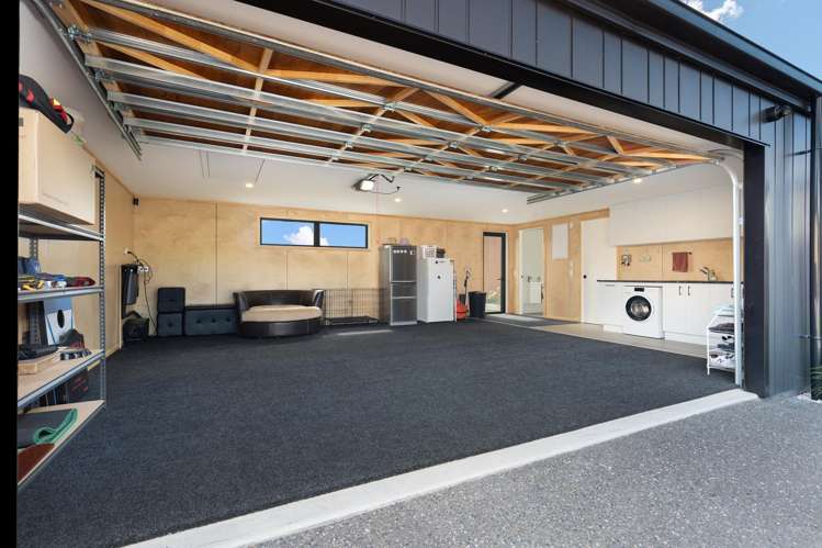 226 Bronte Road West Mahana_18