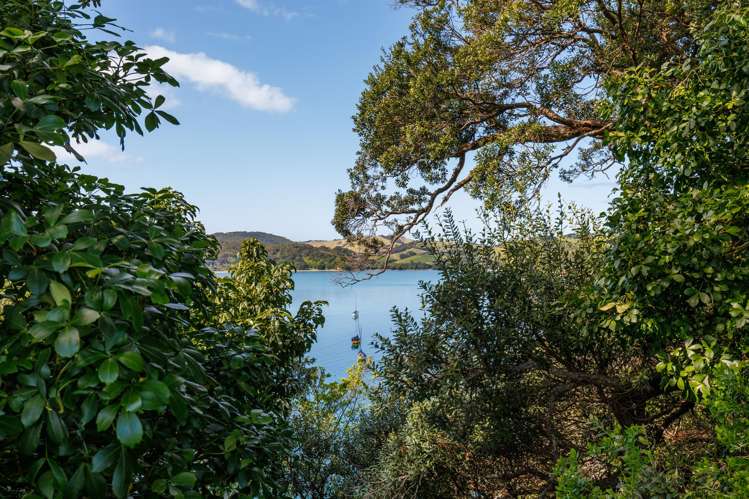 12 Pohutukawa Avenue Omiha_13