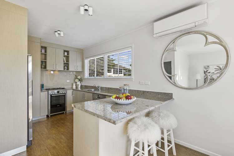 41 Seymour Road Mellons Bay_7