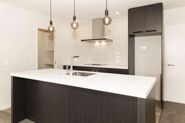 13 Roxburgh Place 1558_1