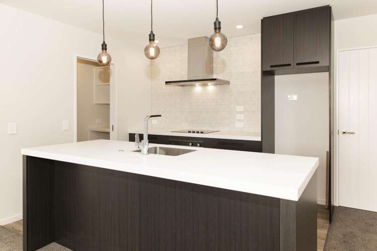 13 Roxburgh Place 1558_1