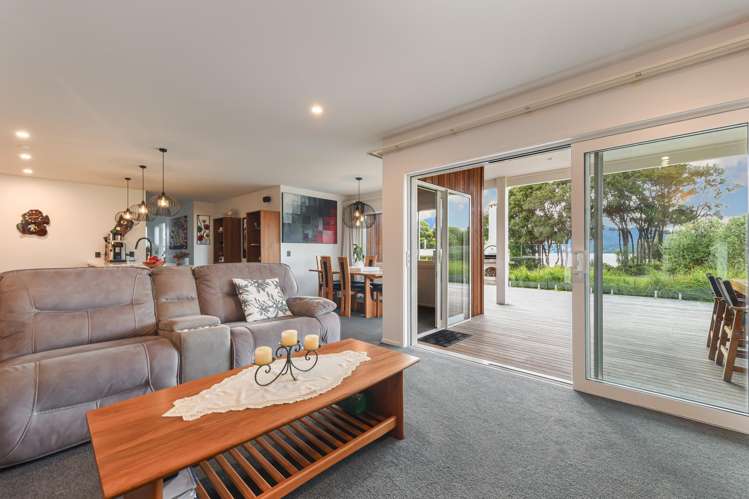 2 Ruataniwha Drive Collingwood_6