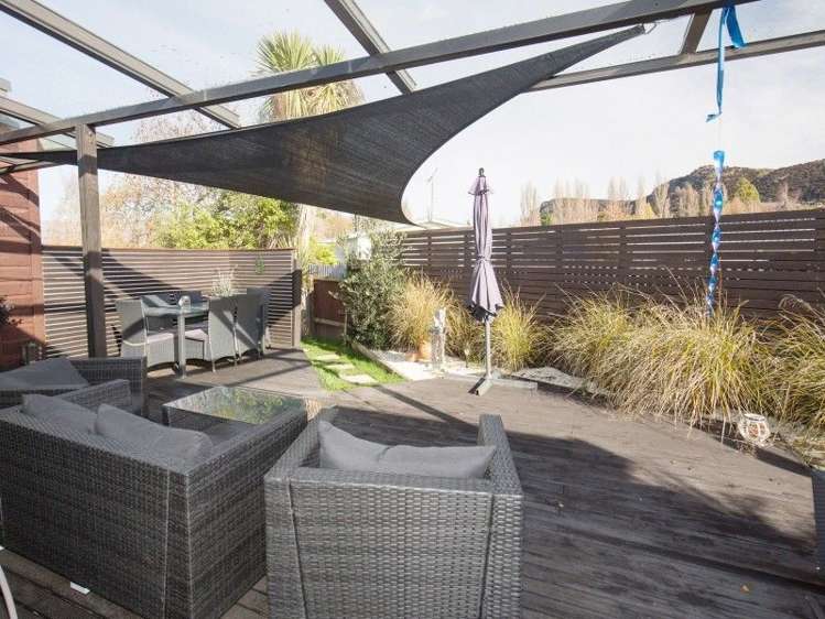 7 Bernard Road Albert Town_10