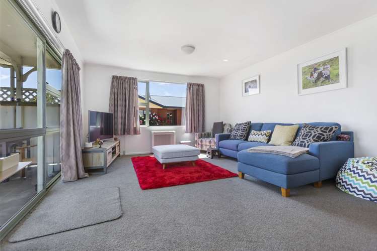 2b Mayfair Grove Alexandra_5