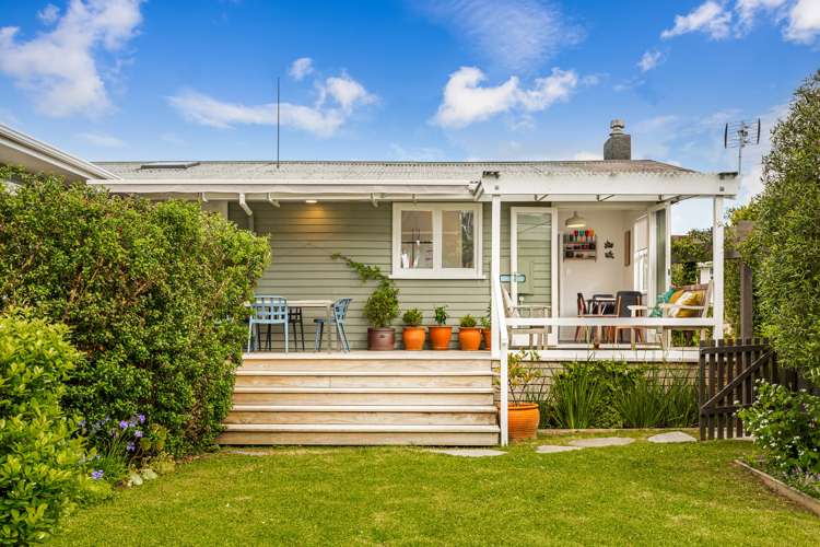 55 Graham Avenue Te Atatu Peninsula_5