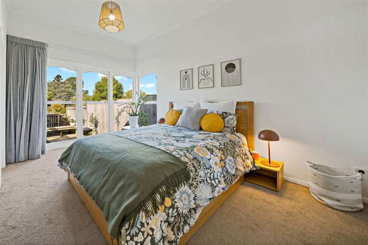 1 Riviera Place Hauraki_12