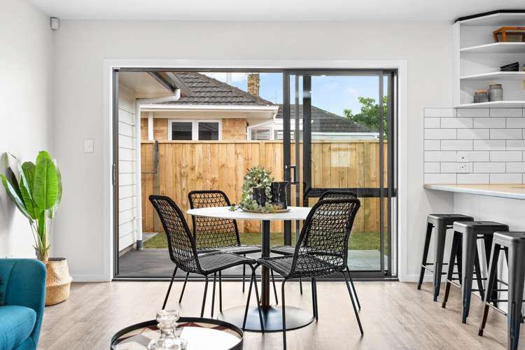 2/7 Fenwick Crescent 1076_5