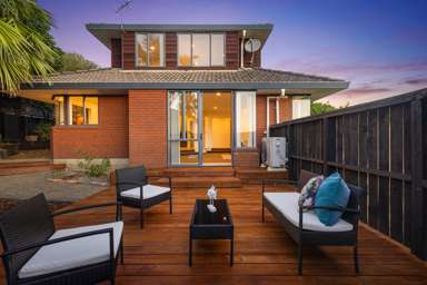 1/40 Jane Eyre Drive_2