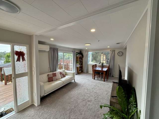 8 Erica Road Sunnynook_1