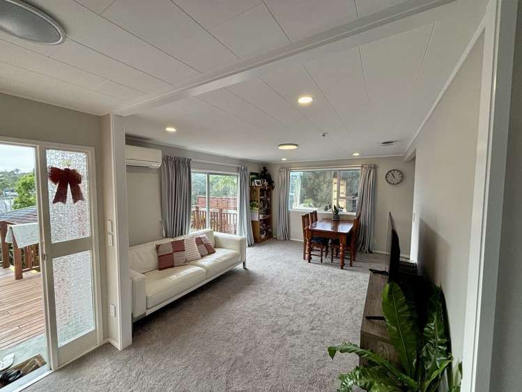 8 Erica Road Sunnynook_1