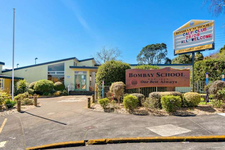 8 Cranleigh Way Bombay_14