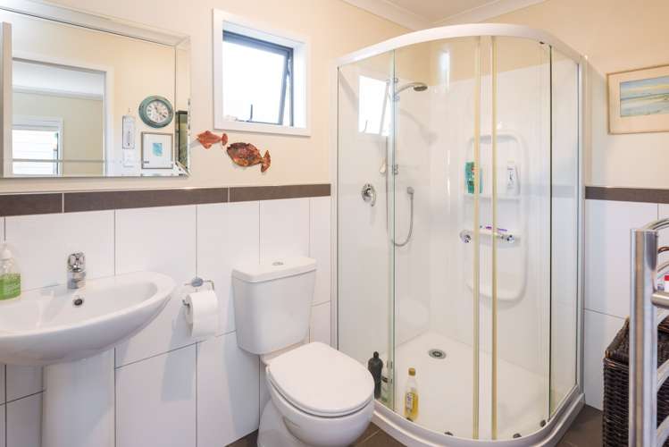 5 Heather Place Picton_21