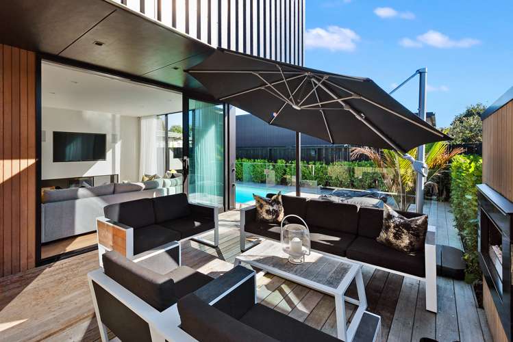 805a River Road Chartwell_19