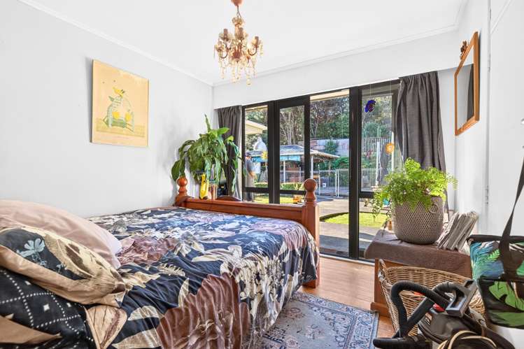 1242 East Coast Road Redvale_10