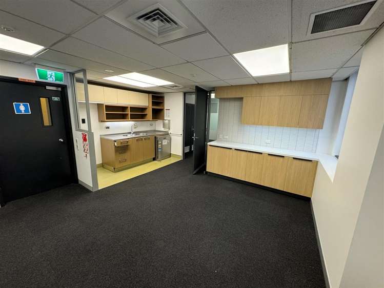 86 Lambton Quay Wellington_7