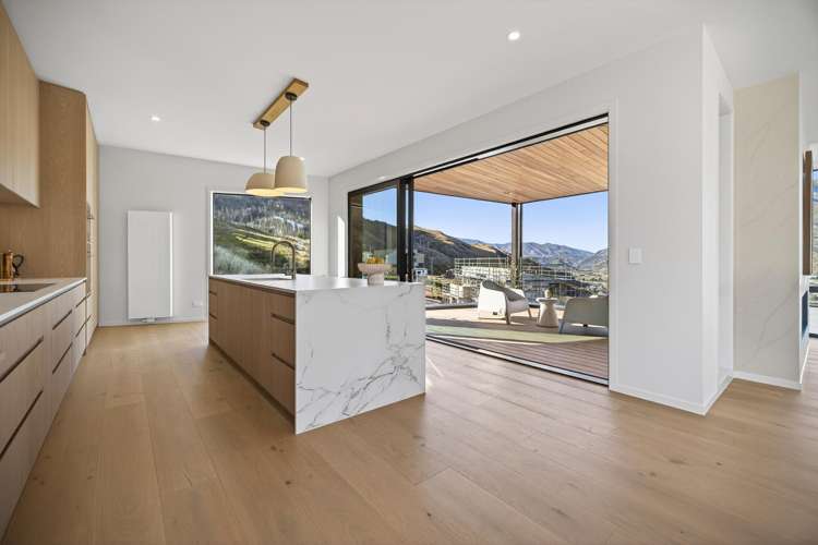 79 Middleton Road Queenstown Hill_6
