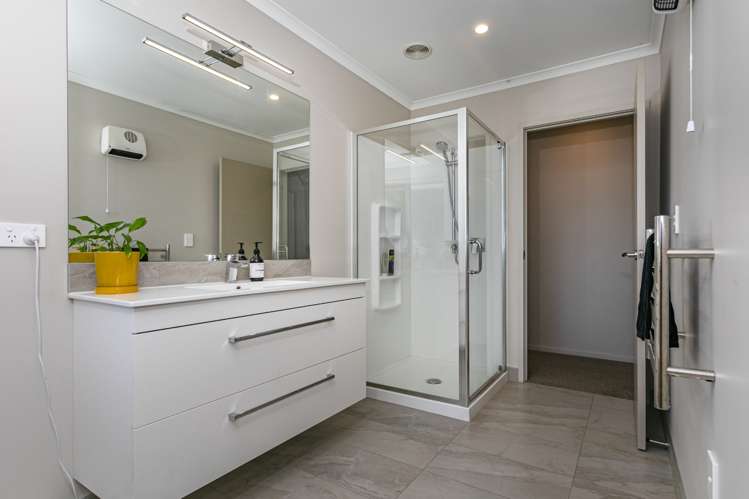 111 Ngati Pu Place Whangamata_17