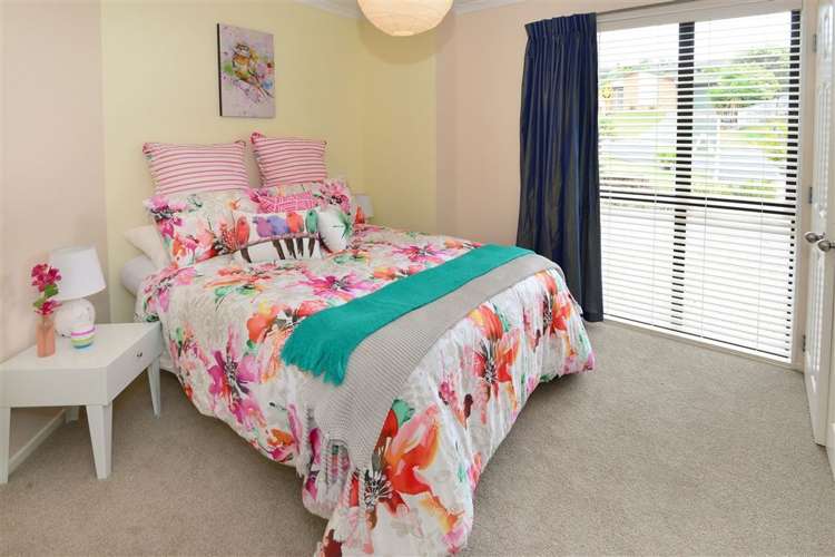 149 Roberta Crescent Orewa_12
