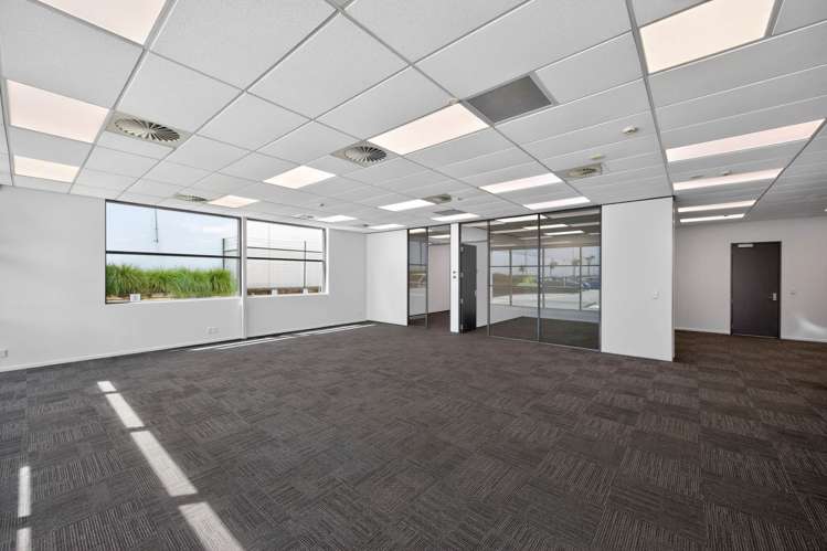 Unit E/38 Highbrook Drive East Tamaki_5