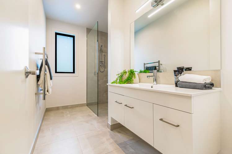 6 Charity Way Stillwater_20