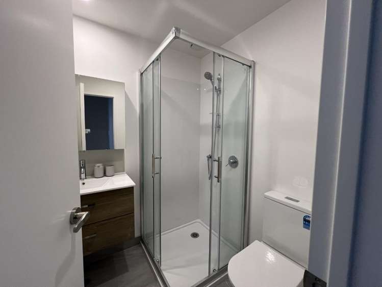 341 Glengarry Road Glen Eden_7