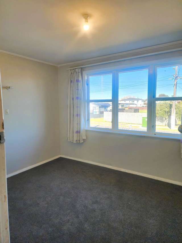 3A Fisher Crescent Otara_4