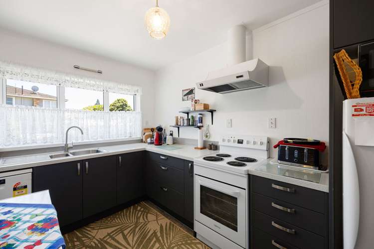 2/253 Kihikihi Road Te Awamutu_10