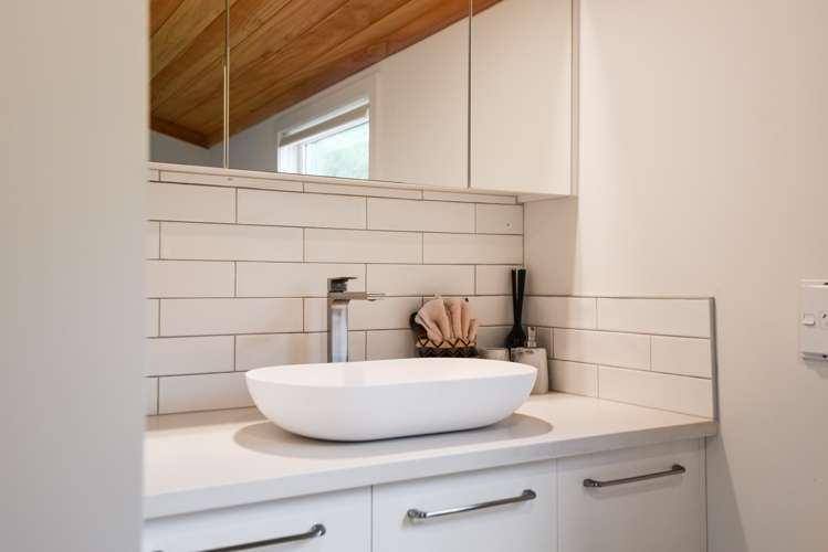 113 Spencer Road Lake Tarawera_15