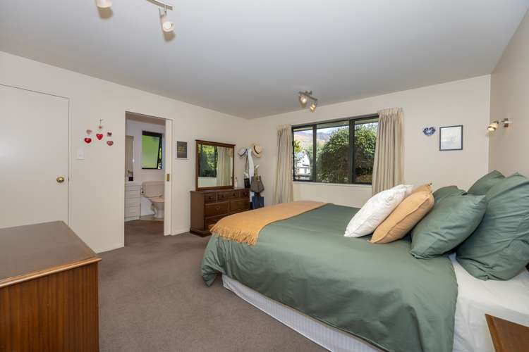 223 Stone Street Wanaka_12