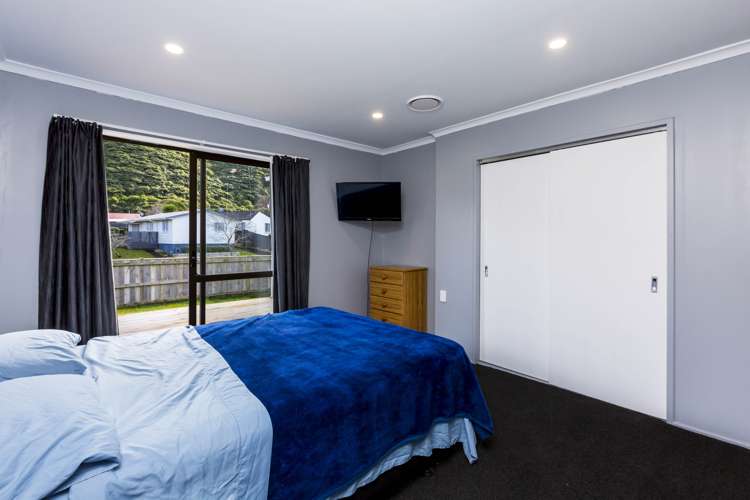 1 Wyoming Grove Totara Park_12