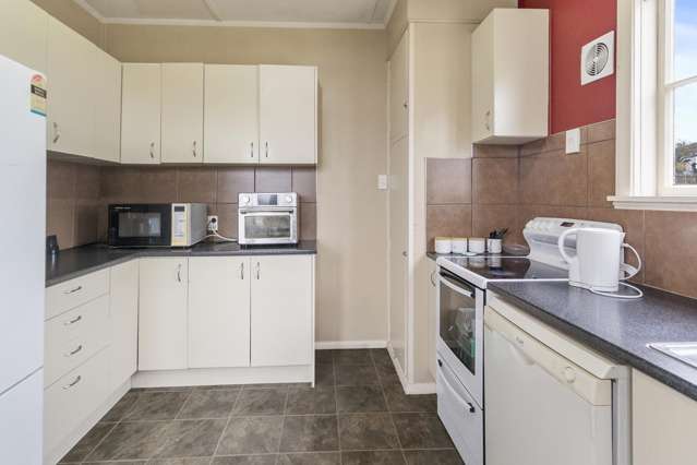 11 Essex Street Marchwiel_2