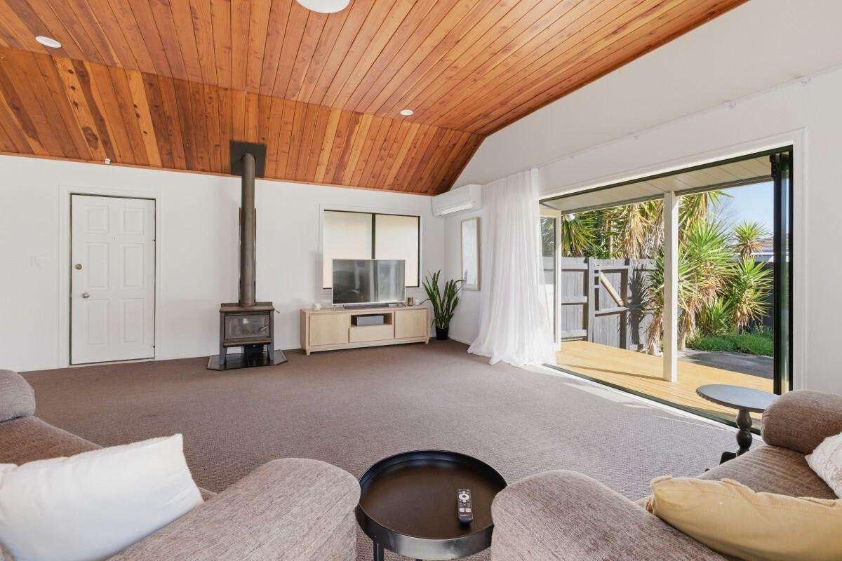 32 Webb Place_2