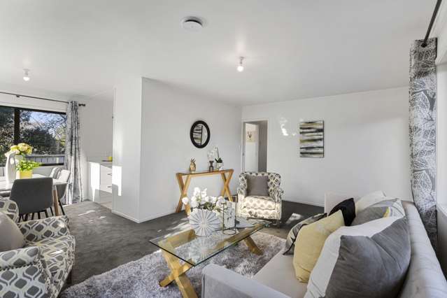 2/128a Bruce Mclaren Road Henderson_4