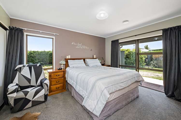 300 Horndon Street Darfield_13