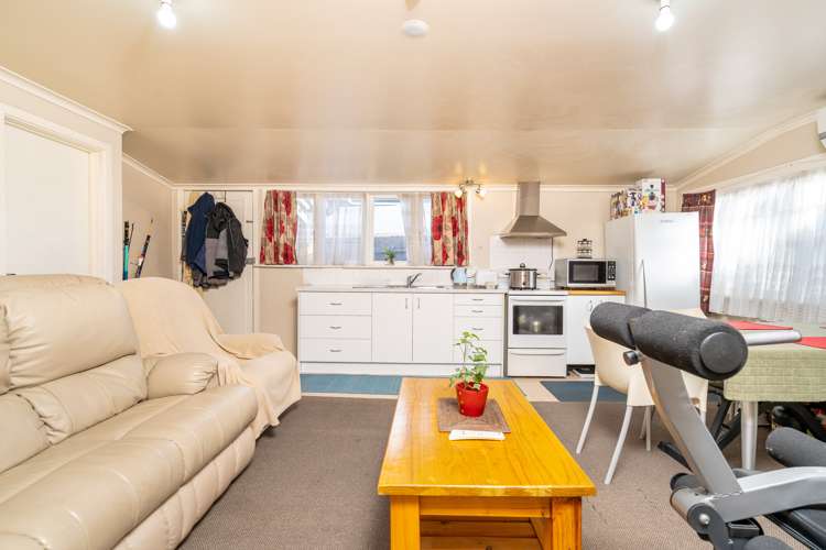 603 Hillside Road Caversham_18