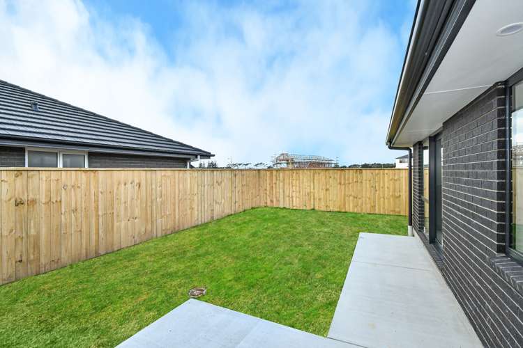 12 Uatoto Road Clarks Beach_7