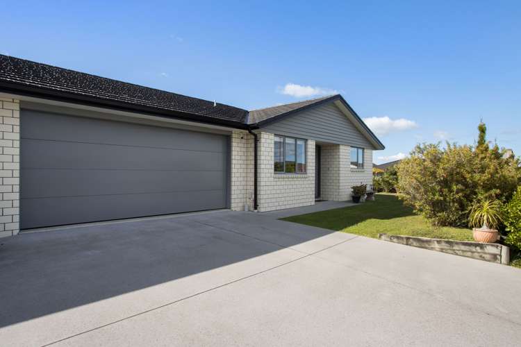 1/4 Greystone Place Omokoroa_2