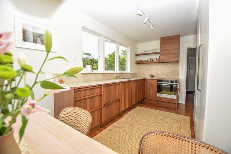 83 Kent Street Carterton_1