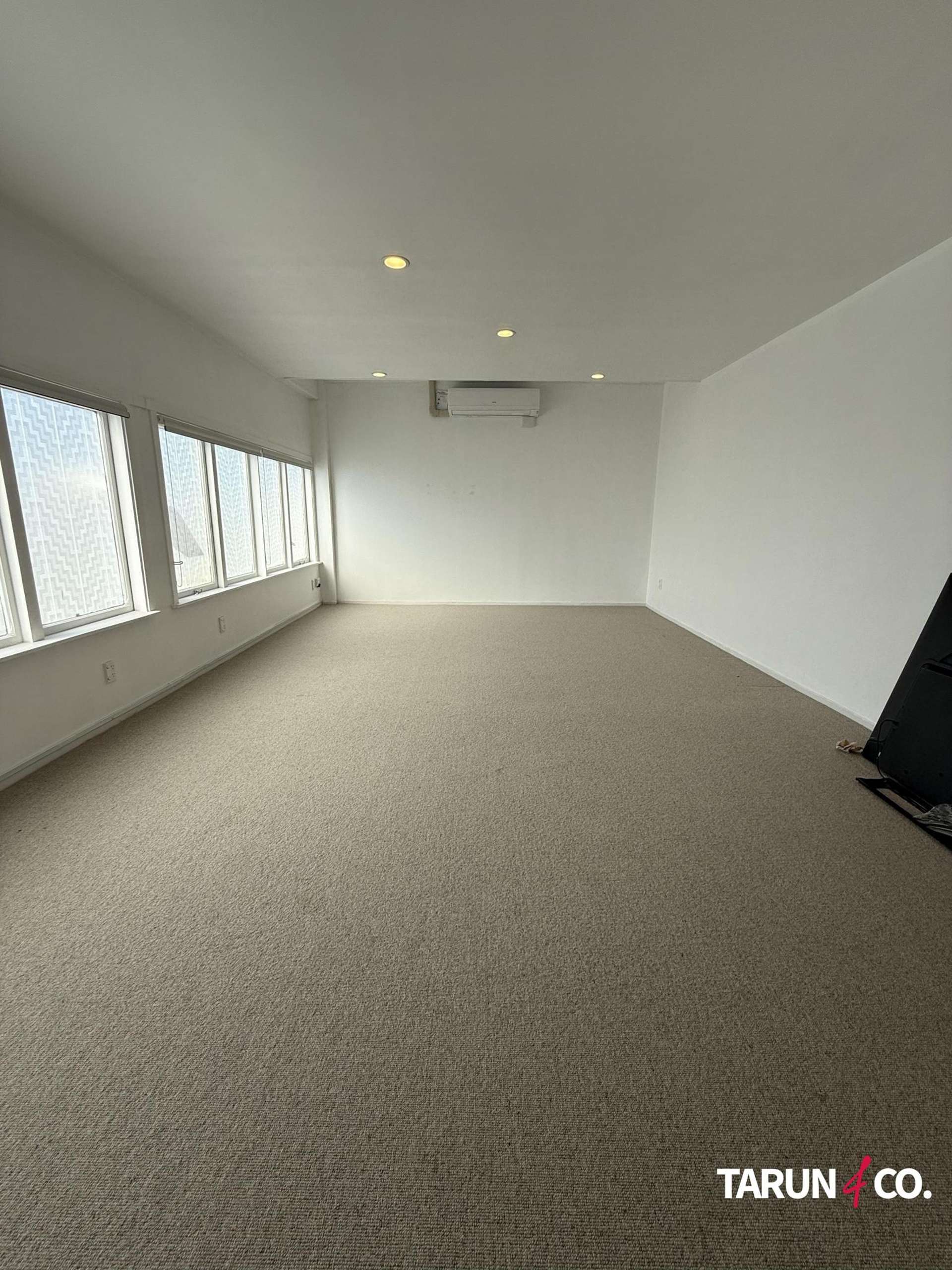 F/164 Stoddard Road Mount Roskill_0