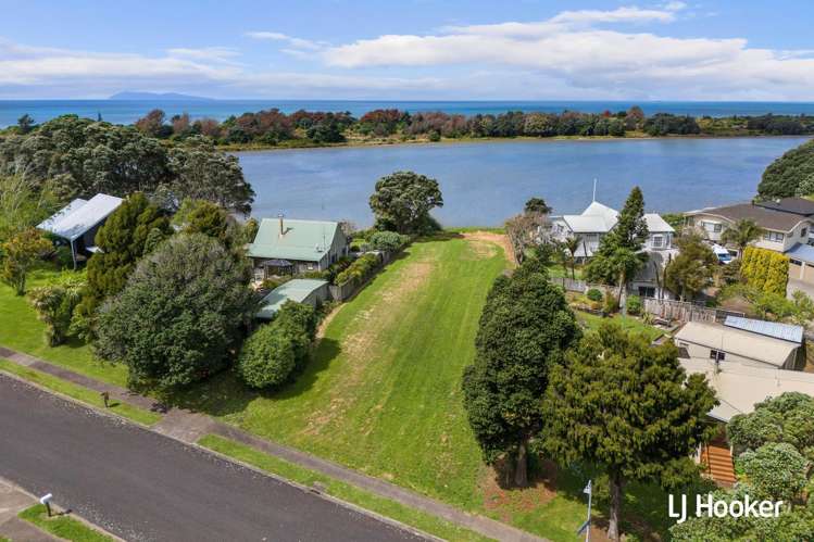 22 Pohutukawa Drive Athenree_9