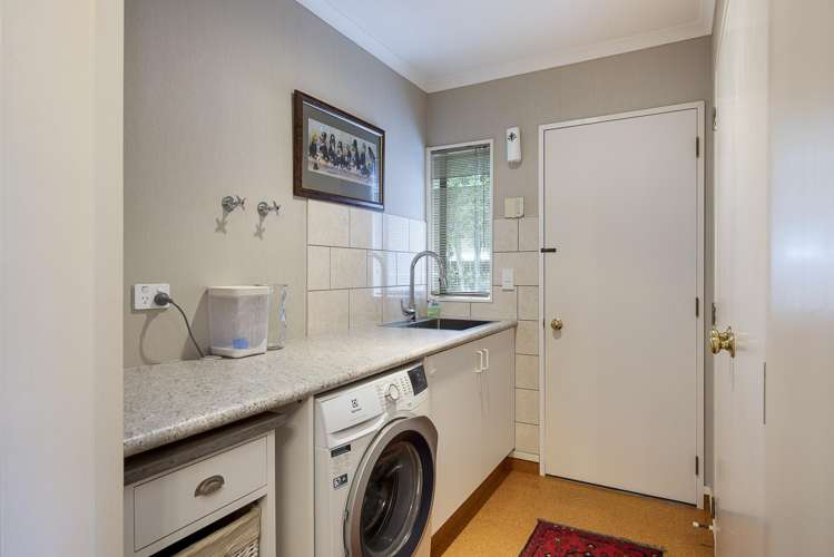 12 Papawai Grove Waikanae_12