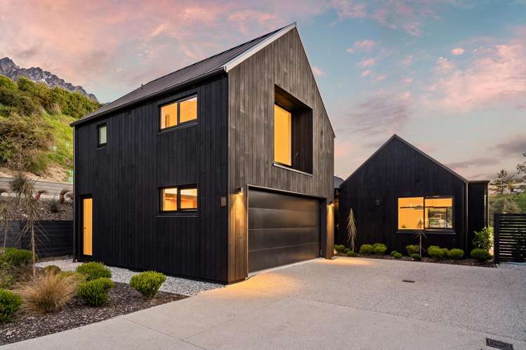 7 Mckenzies Shute Jacks Point_17