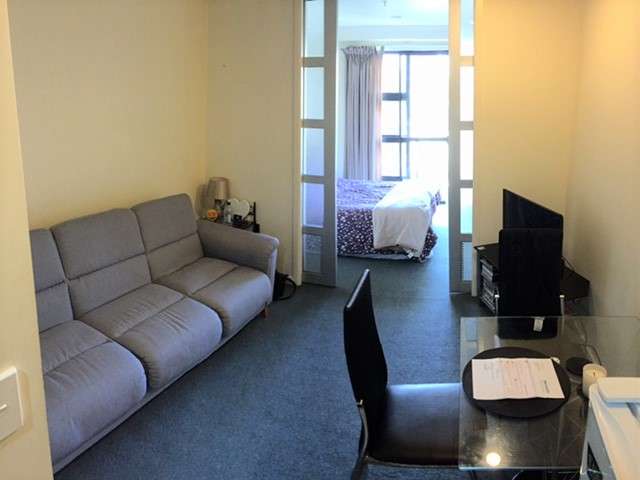 Fully Furnished apartment on Queen st