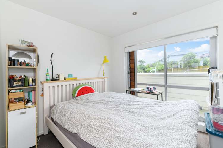 E16/71 Spencer Road Oteha_8