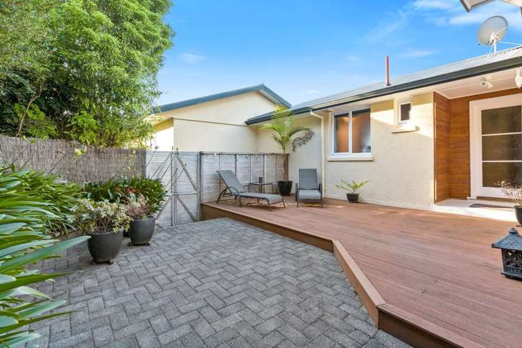 222 Welcome Bay Road Welcome Bay_16