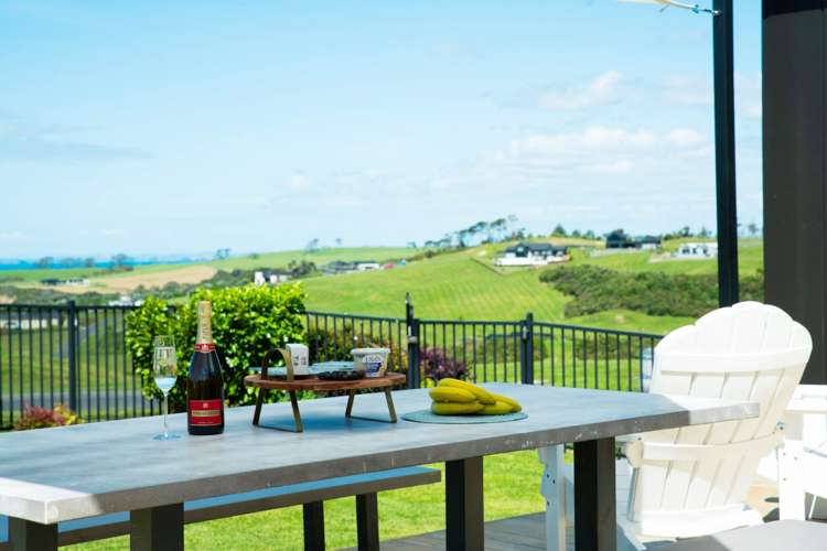 14 Rongoa Road Okura Bush_37